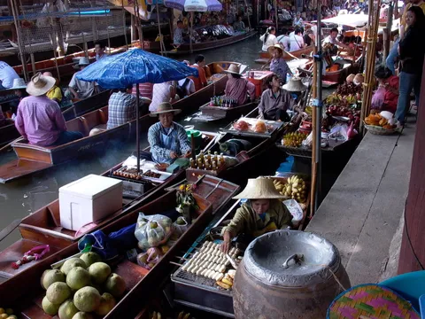 Floating Market