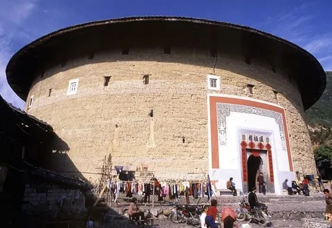 Hakka round house